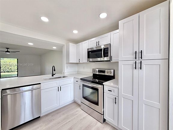 3rd image of 10180 NW 41st St #99-9