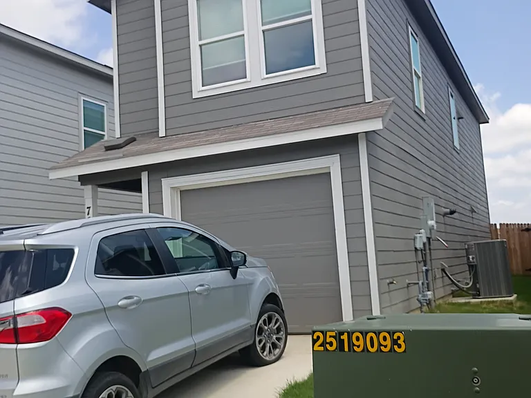 7629 Barcelo Way — Photo 3
