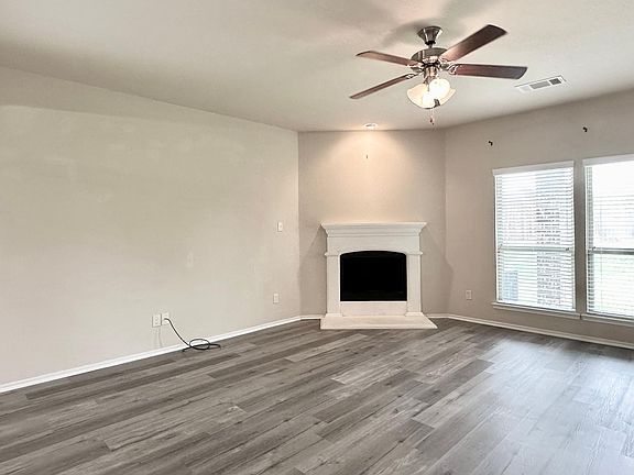4th image of 5630 Stockport Dr