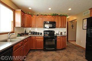 5th image of 7692 Golf Meadows Dr SE