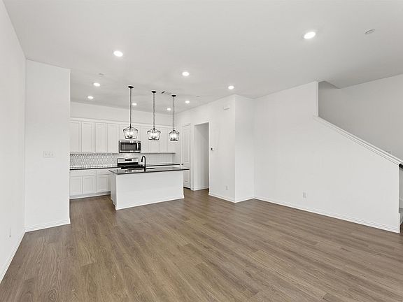 Georgetown Living Dining