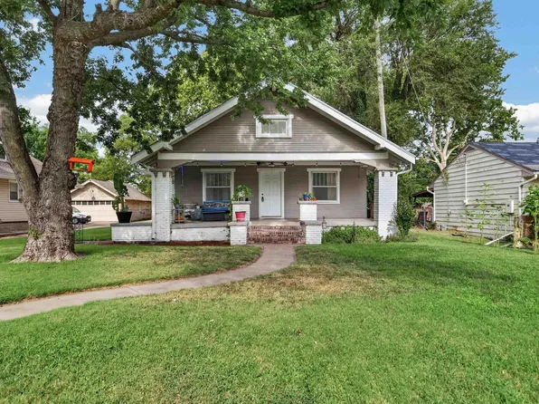 2321 N Monroe St, Hutchinson, KS 67502