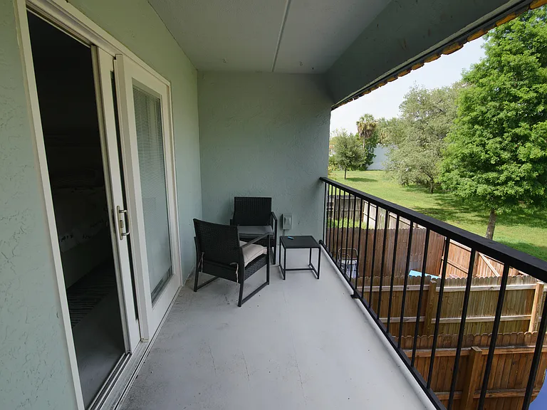 2826 Somerset Park Dr — Photo 20