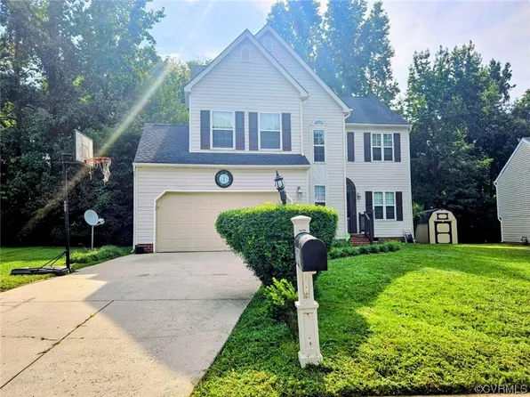 912 Hunters Run Dr, Richmond, VA 23223