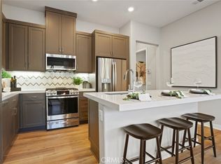 802 Sunrise Rd, Ladera Ranch, CA 92694