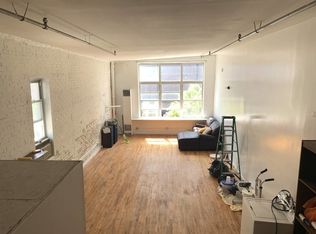 60 Stagg St #208, Brooklyn, NY 11206