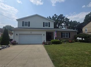 909 Willard Ave NE, Warren, OH 44483