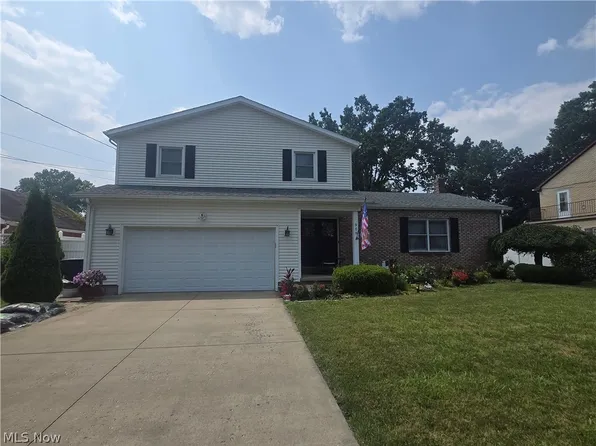909 Willard Ave NE, Warren, OH 44483