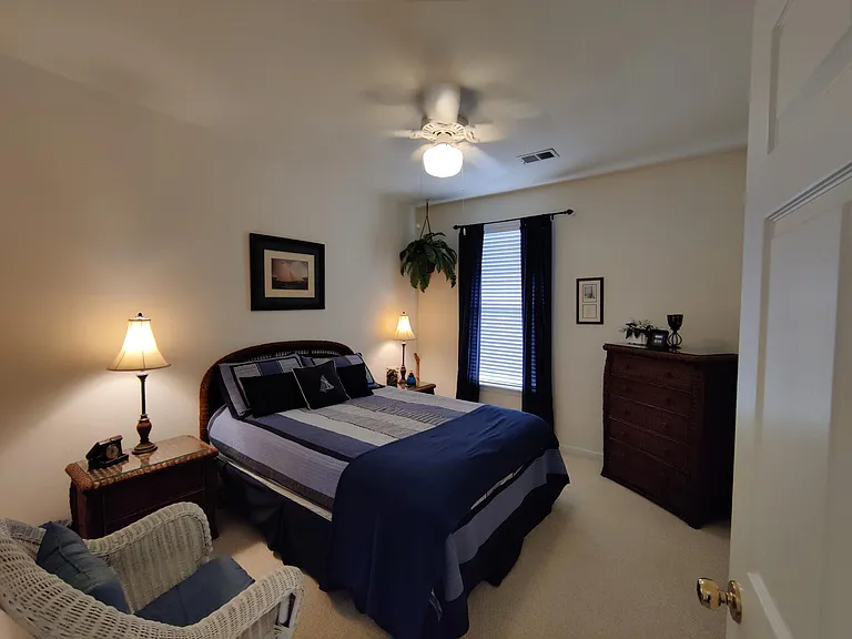 guest room 3