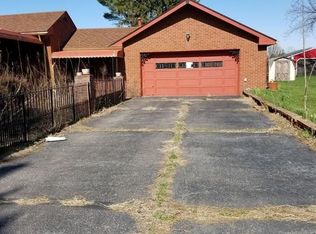 5581 Oberlin Rd, Amherst, OH 44001