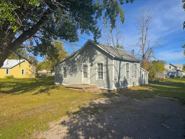 1020 Division St, Cheboygan, MI 49721