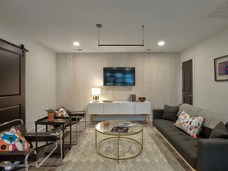 3945 Rockfern Rd #B — Photo 3