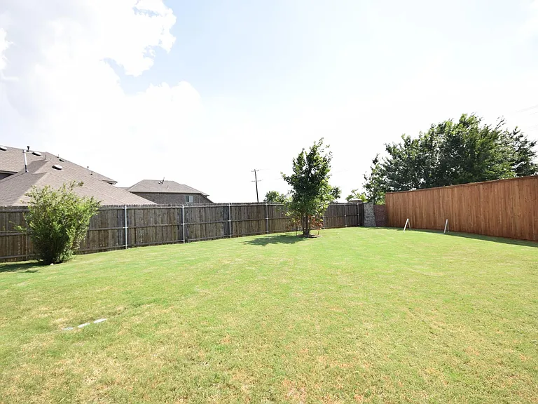 12421 Hitch Rack Way — Photo 20