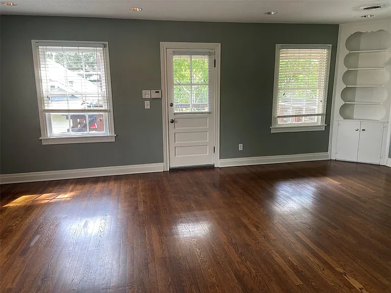 1025 Beverly St — Photo 12