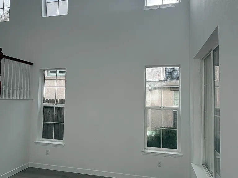 109 Cropton Ct — Photo 53