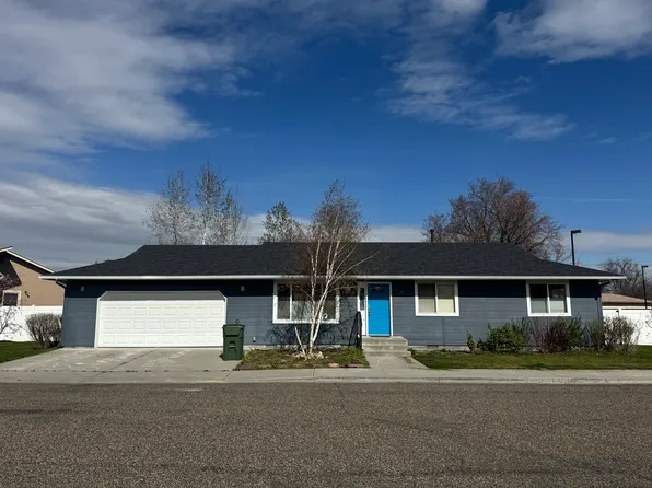 74 SW 18th St #1, Ontario, OR 97914