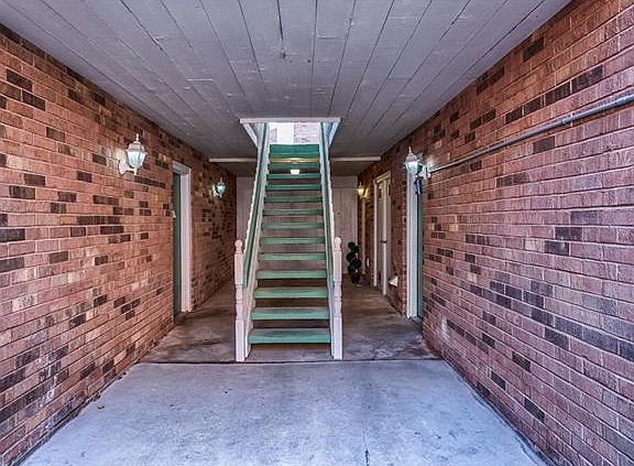 2nd image of 522 Nirk Ave APT B