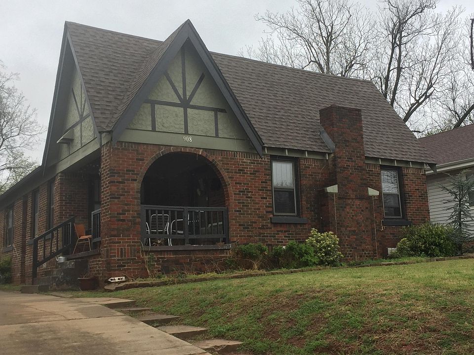 1st image of 908 NW 35th St