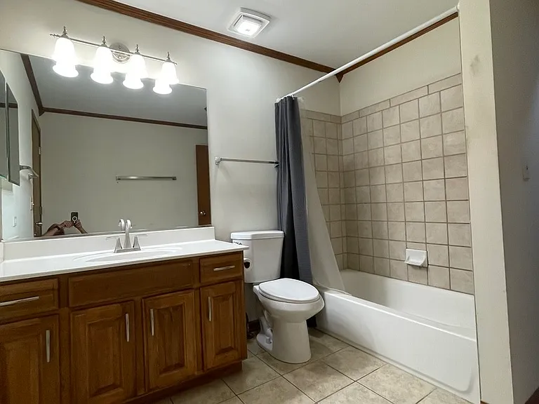 3609 Roanoke Ave — Photo 11