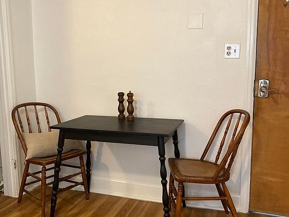 2nd image of 501 W Hays St #7-1433