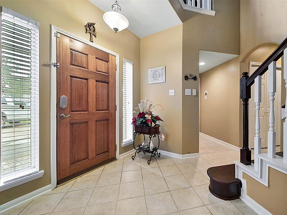 3rd image of 549 Cedar Fork Dr