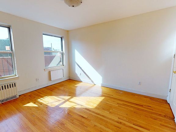 4th image of 2294 Frederick Douglass Blvd #63