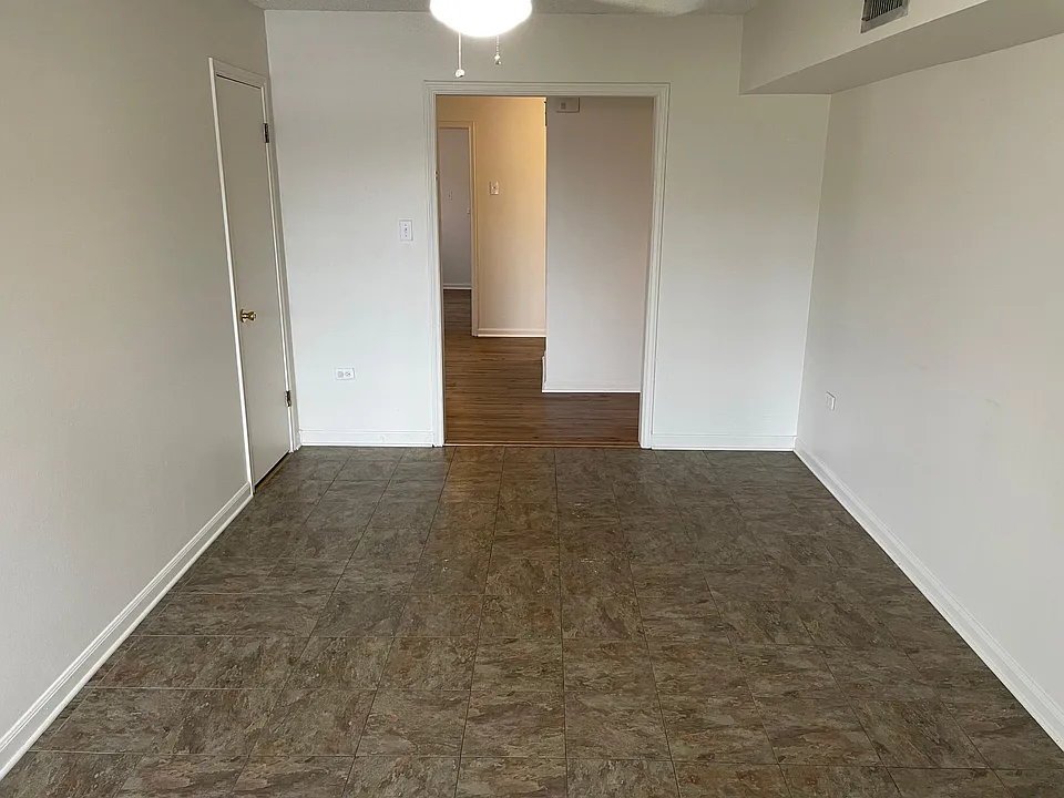 214C Gloria St