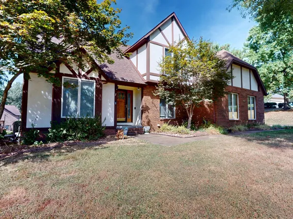 121 Aspen Cir, Dyersburg, TN 38024