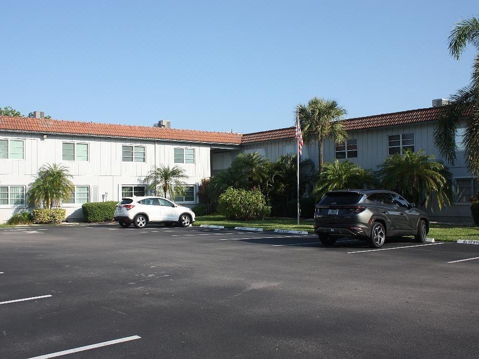 2nd image of 669 W Oakland Park Boulevard #203-B