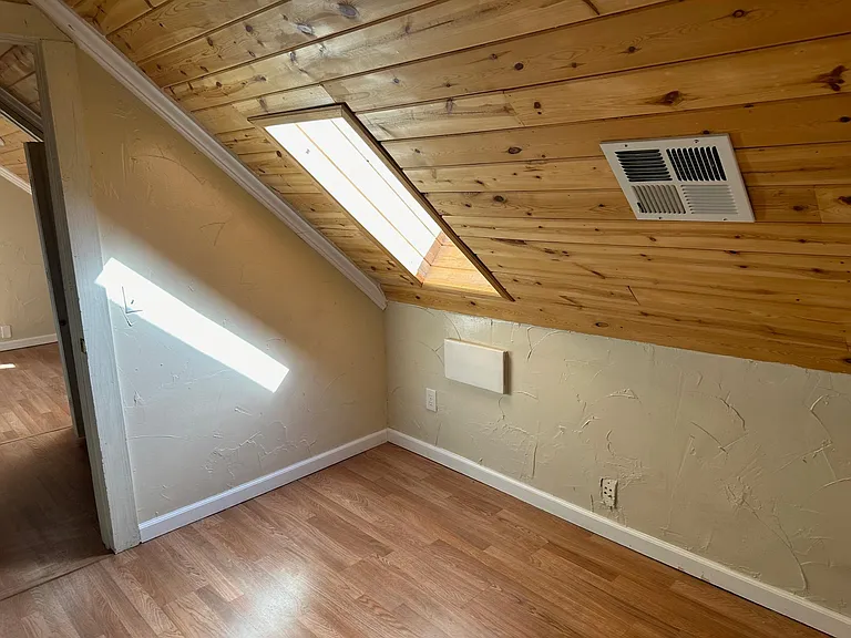 13975 Racel St #C — Photo 27