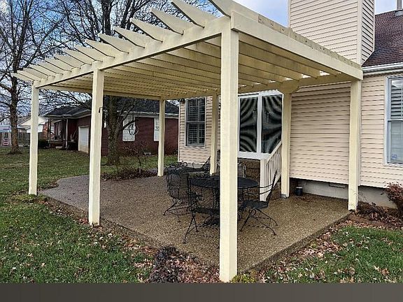 4th image of 179 Stoneledge Dr