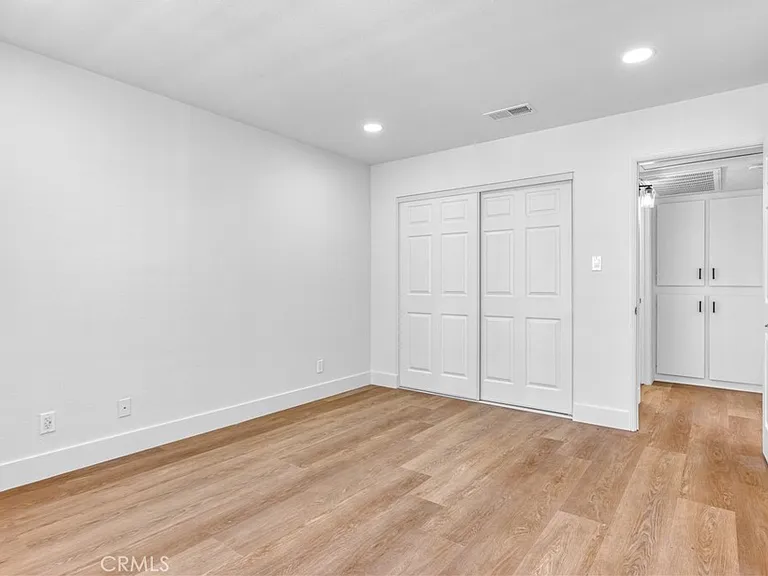 320 W Truslow Ave #D — Photo 9