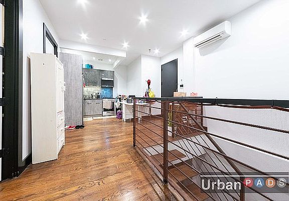 3rd image of 348 Irving Ave #3