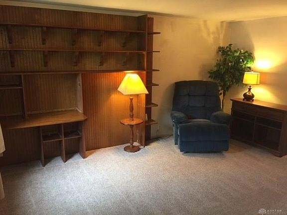 2nd image of 930 Primrose Dr