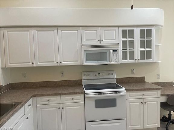 5th image of 8476 Ibis Cove Cir #L-559