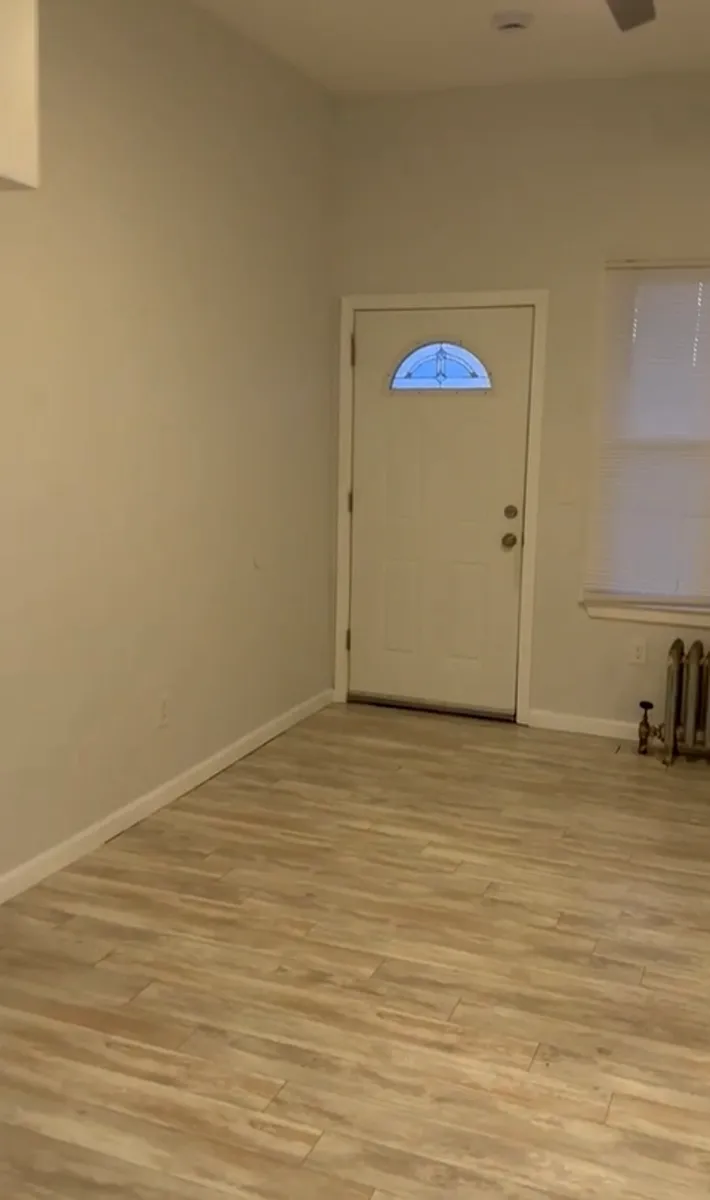 Building Photo - 53 Sterling St #1