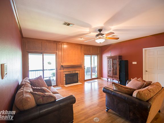 5th image of 1927 E Lake Dr