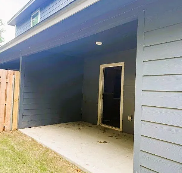 240 W Elm St #A — Photo 20