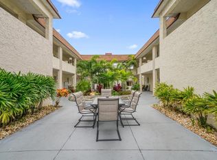 2704 2nd St APT 14, Indian Rocks Beach, FL 33785