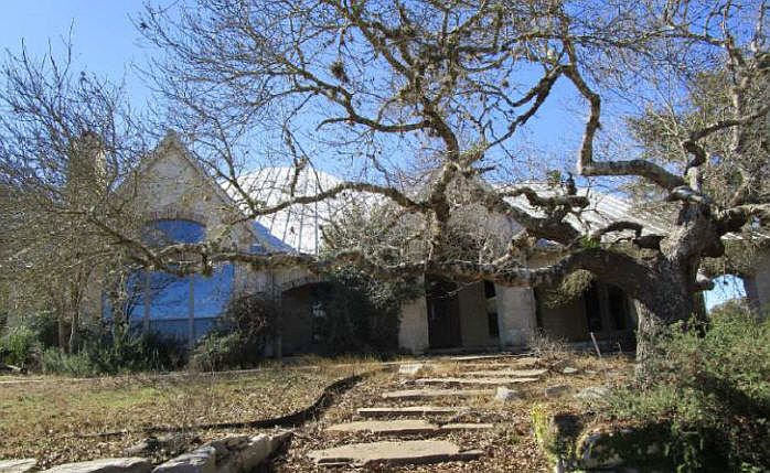 1st image of 418 Cordillera Trace