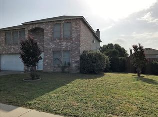 3172 Pine Valley Dr, Grand Prairie, TX 75052