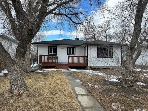 UNIT Street-1726 Forget STREET, Regina, SK S4T 4Y5