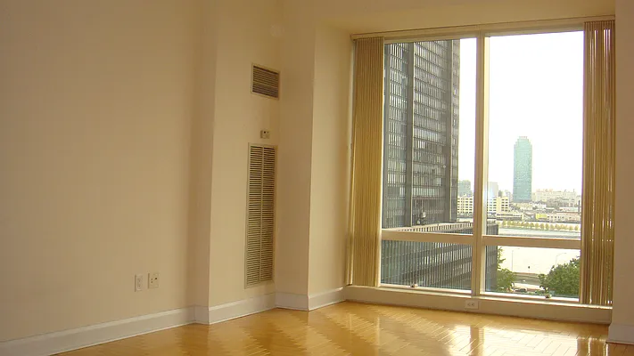 Rented by T&T Real Estate | media 6