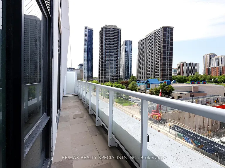 25 Cordova Ave #511 — Photo 29