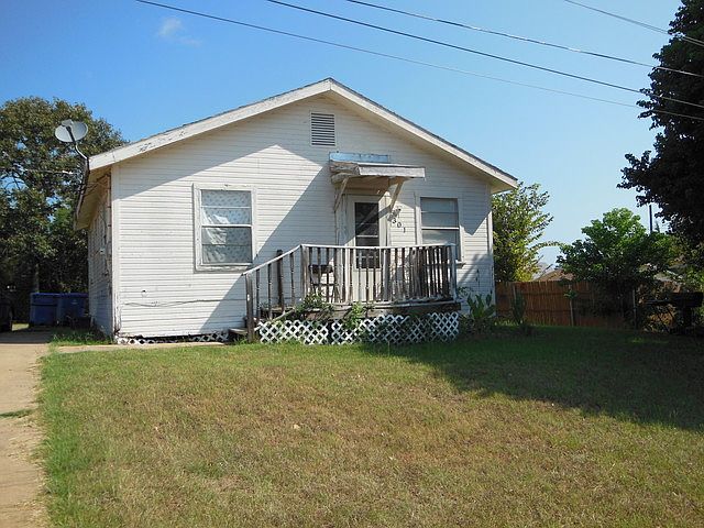 1st image of 301 W Bradford St