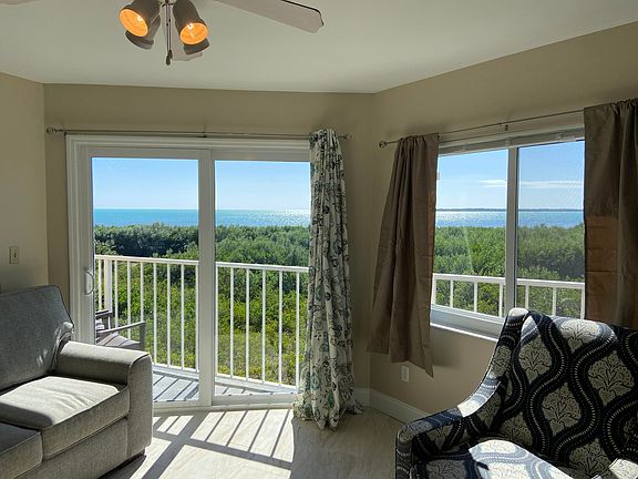 4th image of 500 Burton Dr #3311