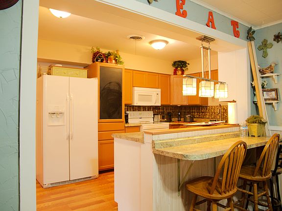 5th image of 1126 W Heron St