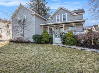 408 E Exchange St, Spring Lake, MI 49456