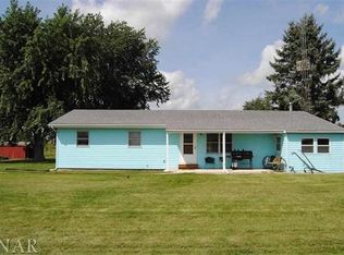 1266 N 1300 East Rd, Heyworth, IL 61745
