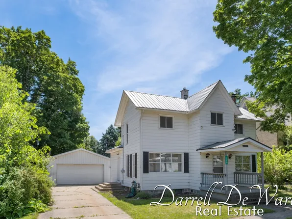 120 Cherry St, Freeport, MI 49325
